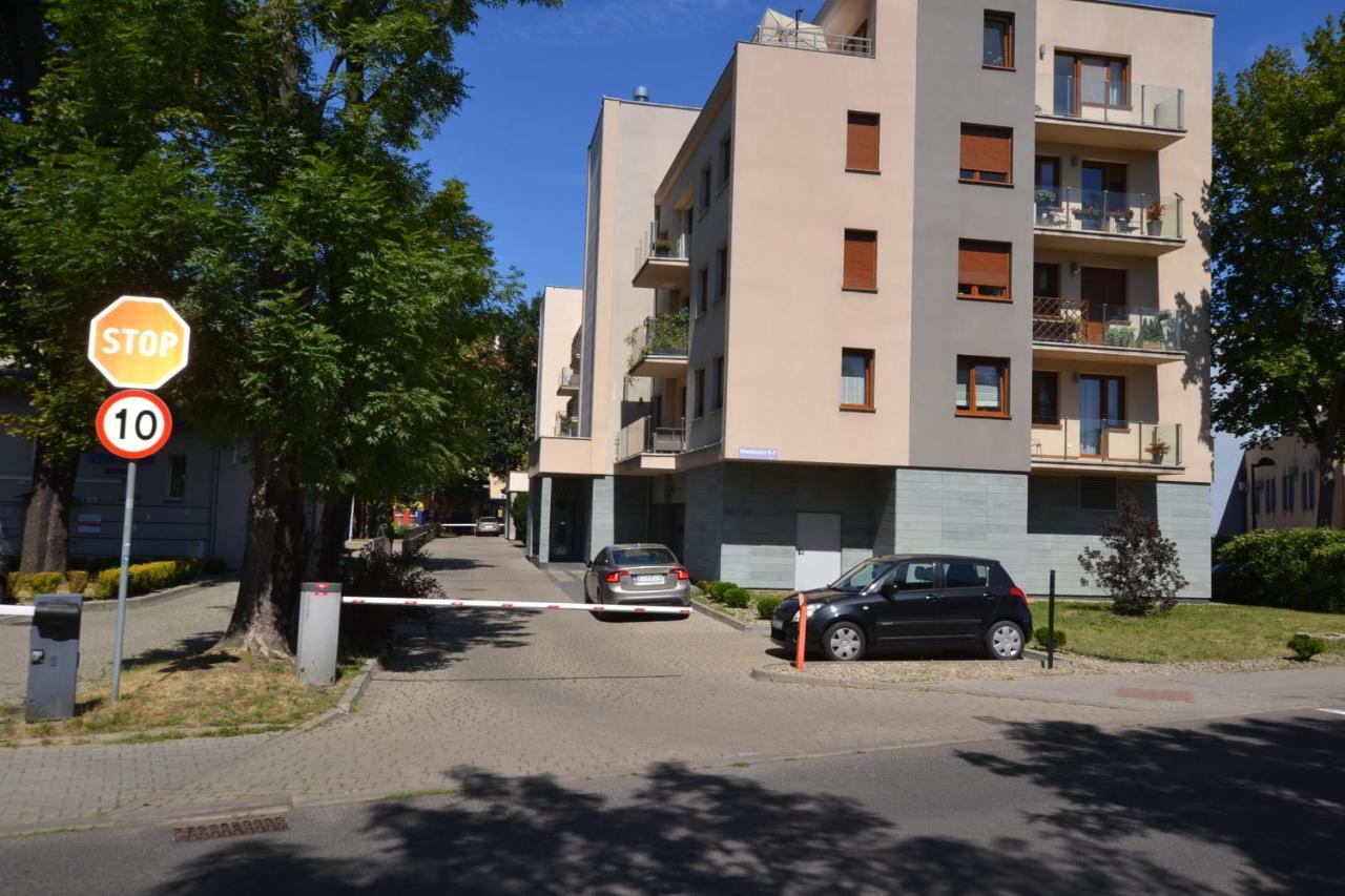 Apartament Bursztynowy Z Garazem -Centrum Gliwic Gliwice Dış mekan fotoğraf